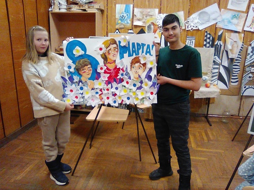 С наступающим 8 марта!