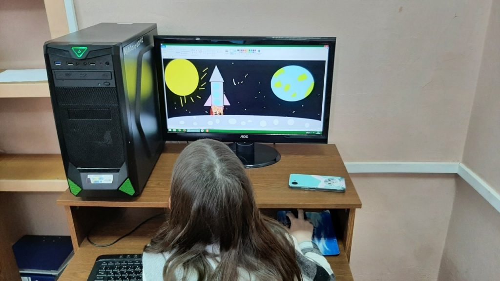 День космонавтики 
